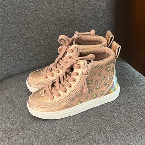 Billy footwear Girls' Rose Gold High-Top Sneakers with Daisy Print